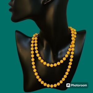 Vintage EMMONS 1970s Mustard Yellow  Acrylic Knot Beaded Necklace